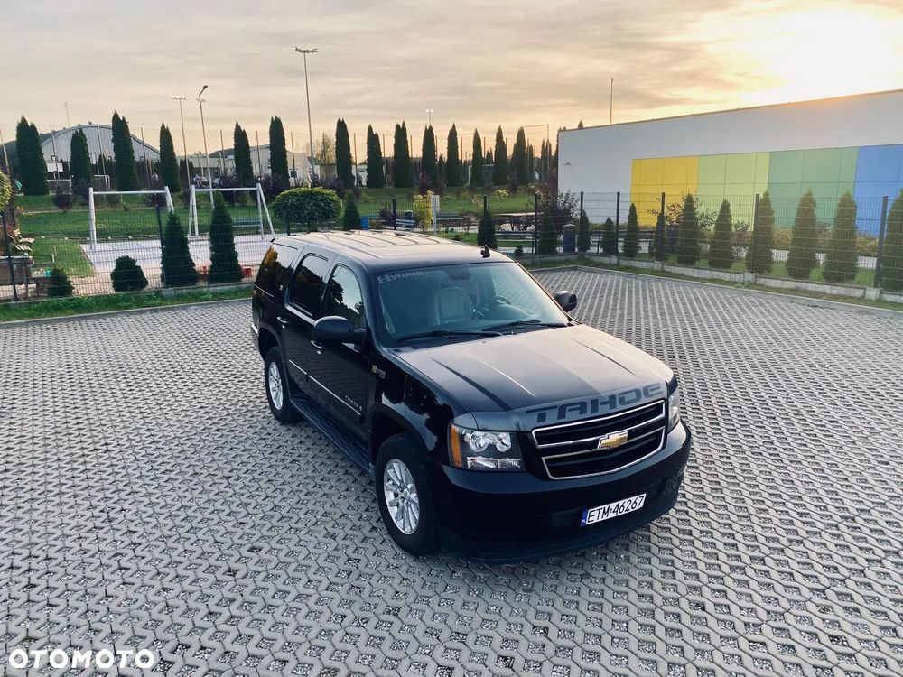 Chevrolet Tahoe - 14