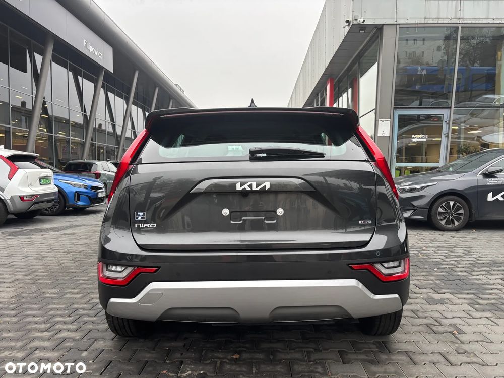Kia Niro 1.6 GDI Hybrid M - 4
