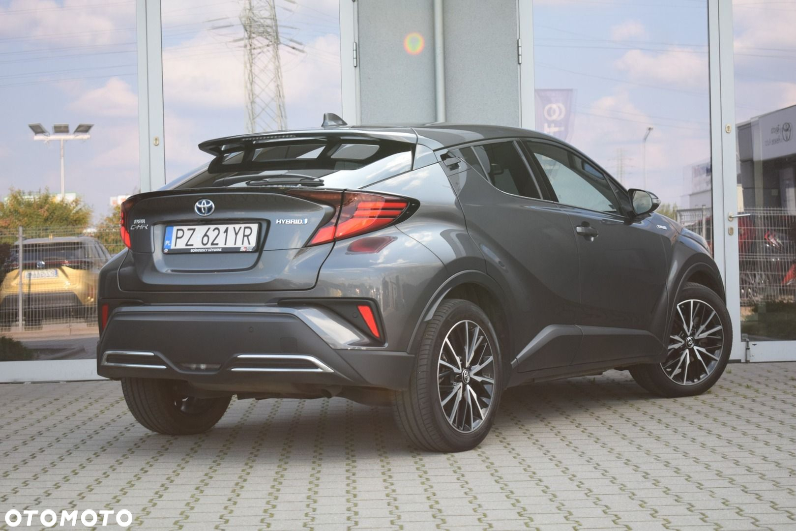 Toyota C-HR 2.0 Hybrid Executive - 9
