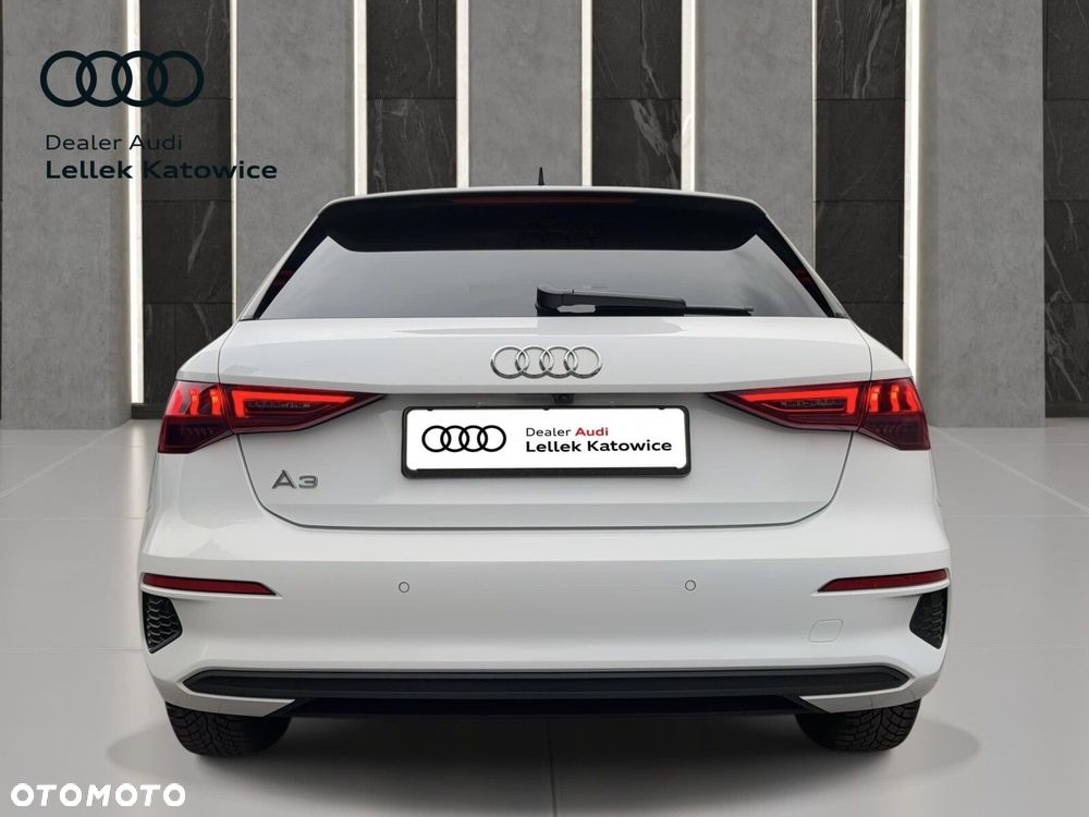 Audi A3 Sportback - 5