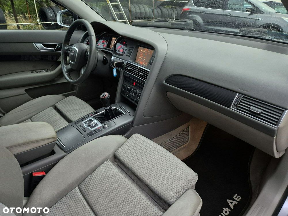 Audi A6 Avant - 30