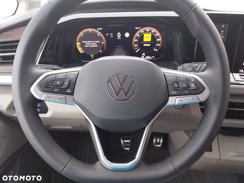 Volkswagen multivan Multivan Style L2 silnik: 2,0 l TDI SCR 110 kW / skrzynia biegów: 7-biegowa DSG rozstaw osi: 3124 mm - 31