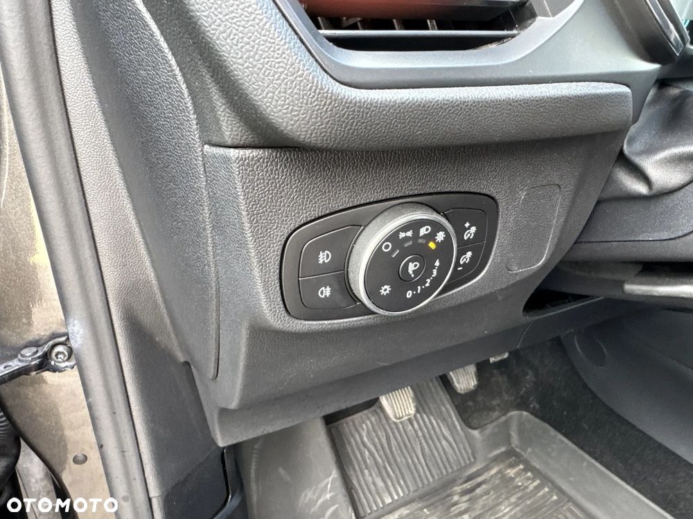 Ford Focus 1.0 EcoBoost Titanium Design - 10