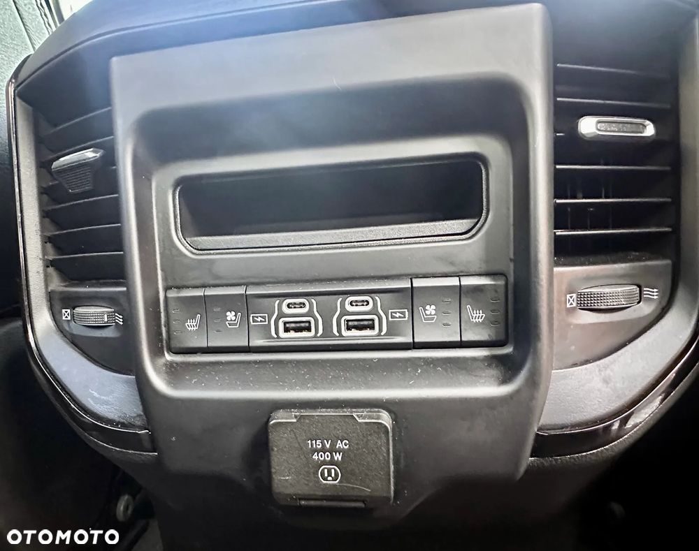 RAM 1500 Crew Cab Limited - 28