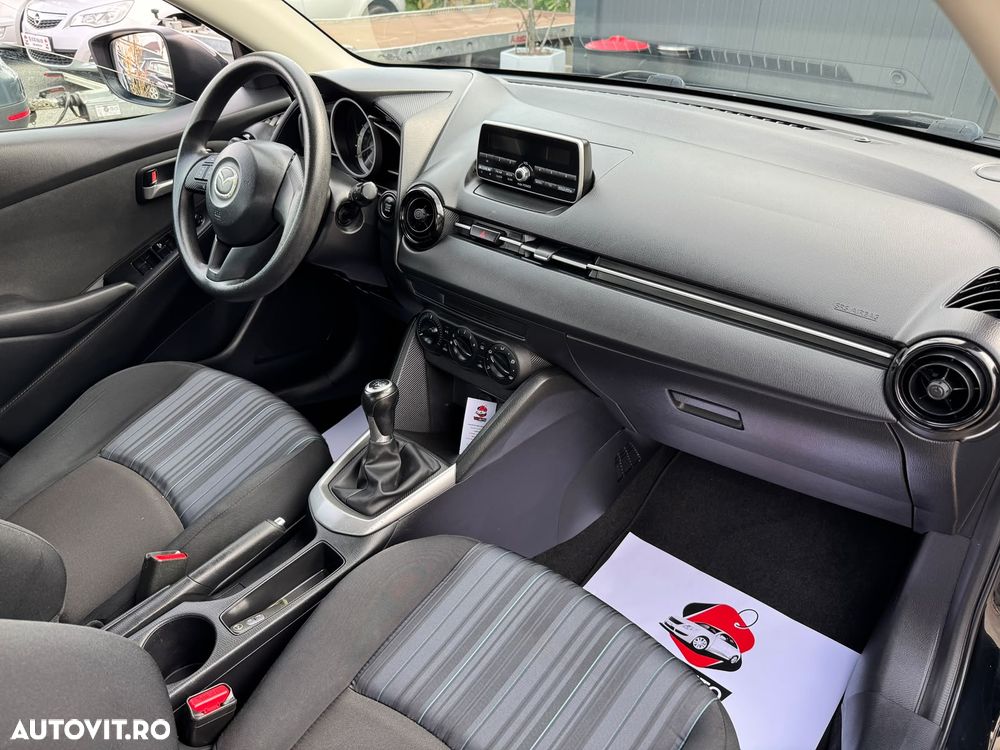Mazda 2 - 11