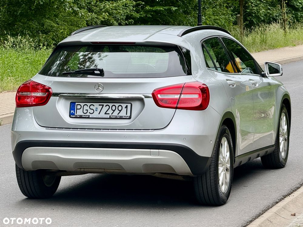 Mercedes-Benz GLA 180 d Style - 3