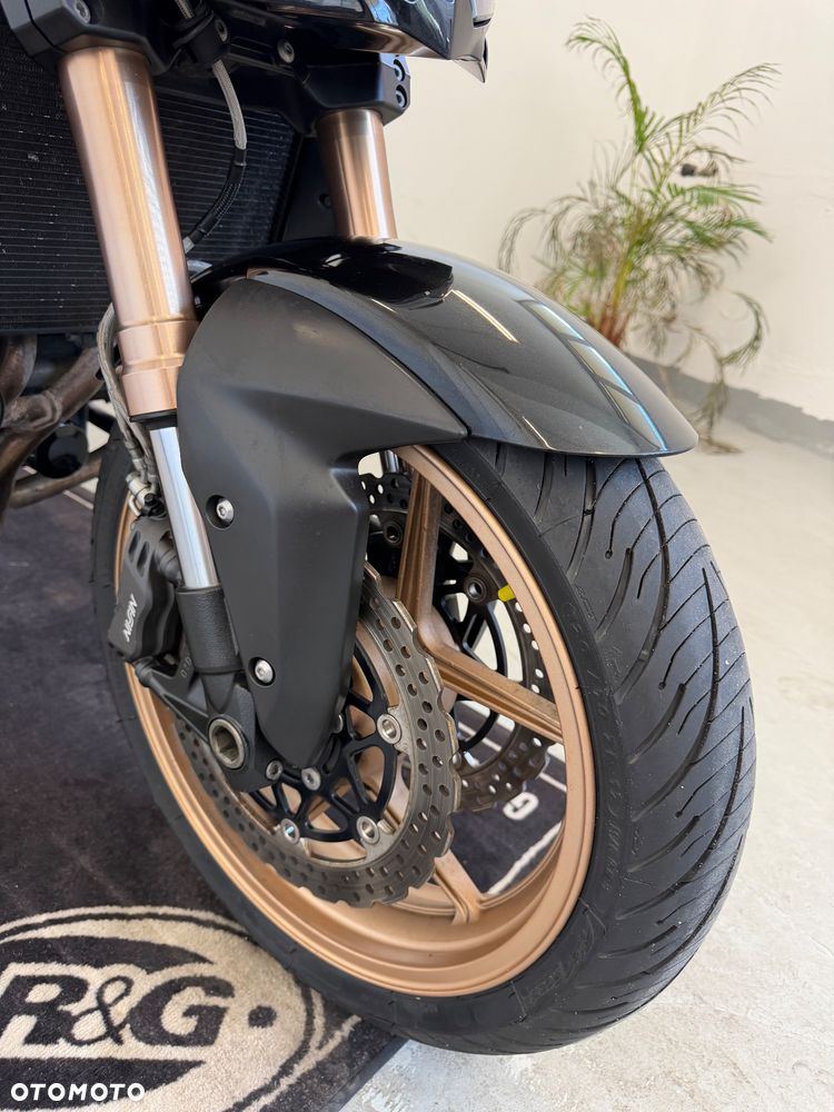 Kawasaki Z - 10
