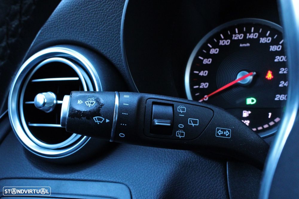 Mercedes-Benz GLC 300 - 11