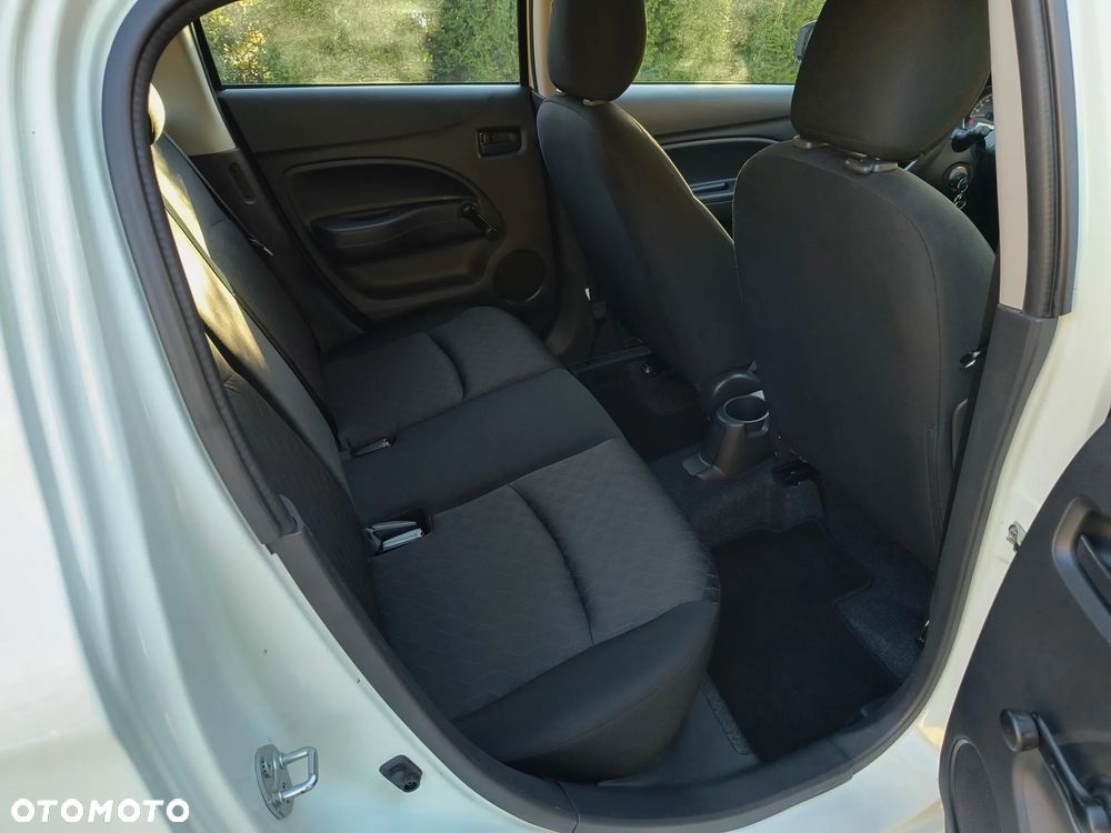 Mitsubishi Space Star 1.0 Inform - 29