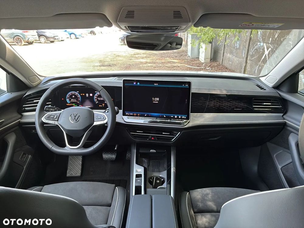 Volkswagen Passat Variant - 4