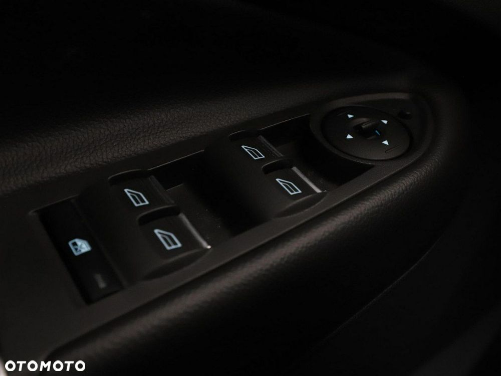 Ford Kuga 2.0 TDCi 4x2 ST-Line - 35