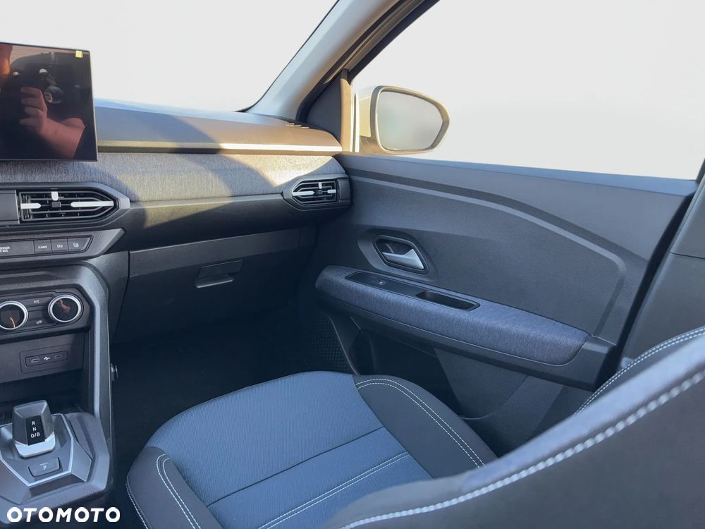 Dacia Jogger 1.8 Full Hybrid 155 Journey MMT 7os - 15