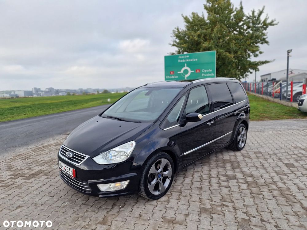 Ford Galaxy 2011 photo 3