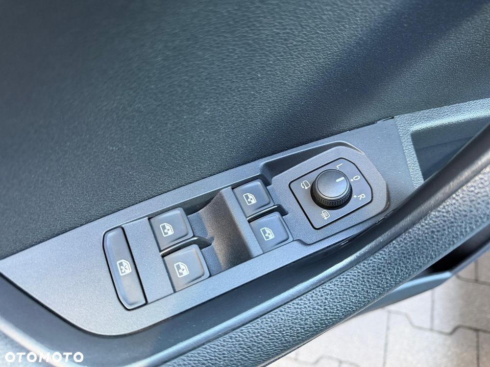 Skoda Karoq 1.0 TSI 4x2 Style DSG - 10