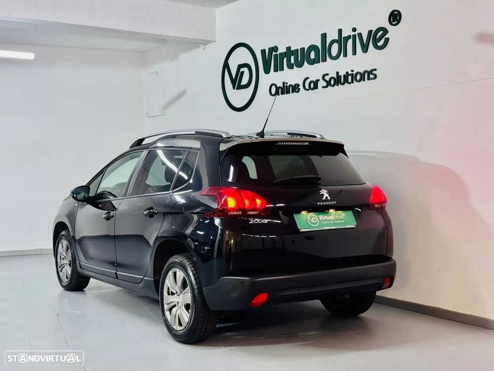 Peugeot 2008 1.6 BlueHDi Style - 17