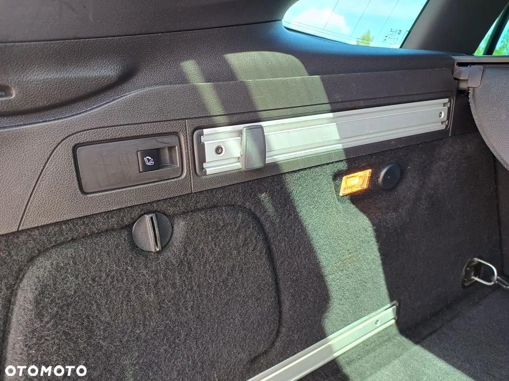 Opel Astra 1.6 D (CDTI) Start/Stop Innovation - 28