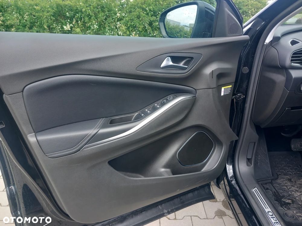 Opel Grandland X 1.6 T PHEV 4x4 Edition Business - 19