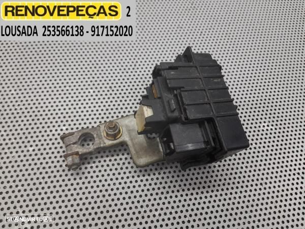 Caixa Fusiveis Toyota Prius Hatchback (_W2_) - 1
