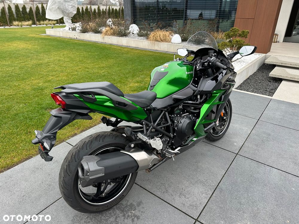 Kawasaki Ninja H2 SX - 13