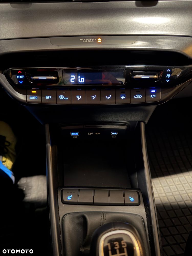 Hyundai i20 1.2 Modern - 23