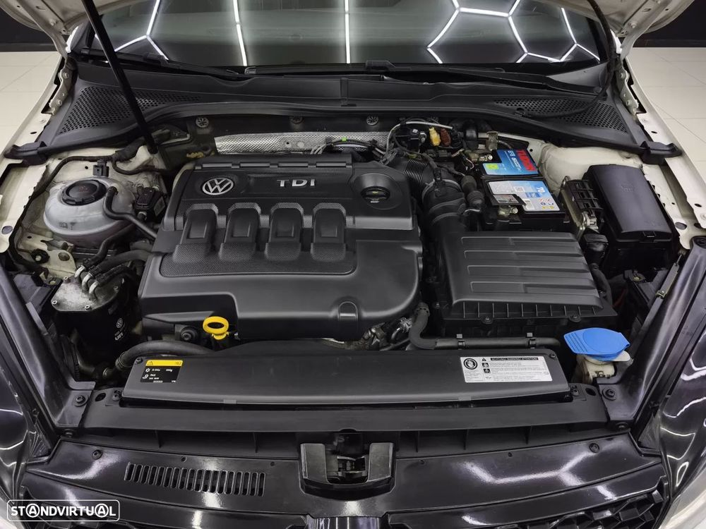 VW Golf 2.0 TDI GTD DSG - 12