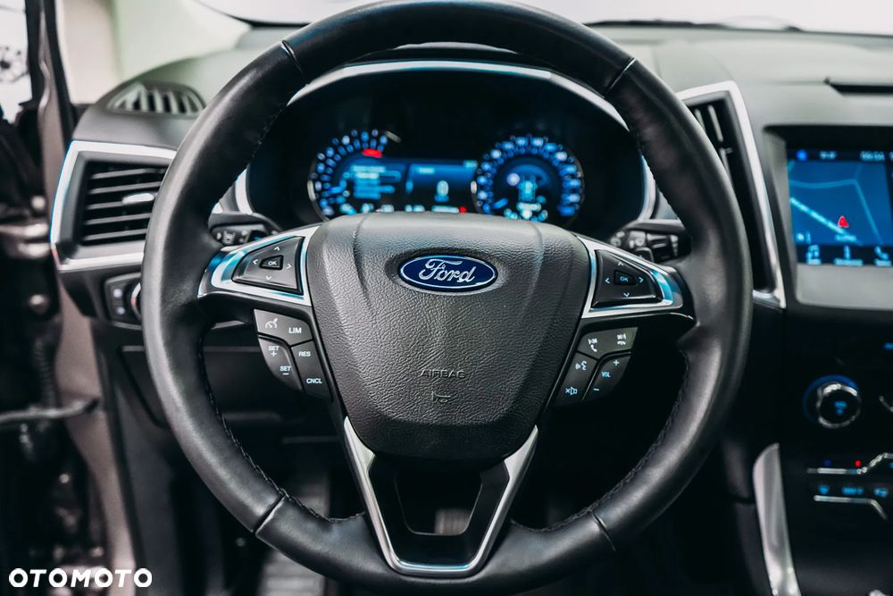 Ford Edge 2.0 EcoBlue Bi-Turbo 4x4 Titanium - 16