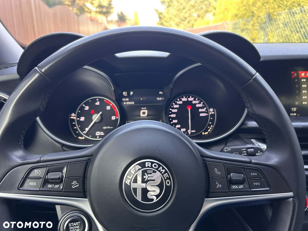 Alfa Romeo Stelvio 2.2 JTDM - 28