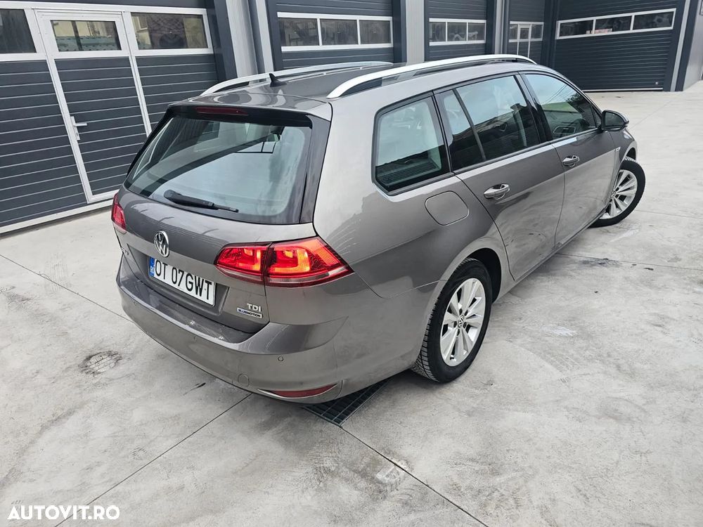 Volkswagen Golf 1.6 TDI BlueMotion Comfortline - 6