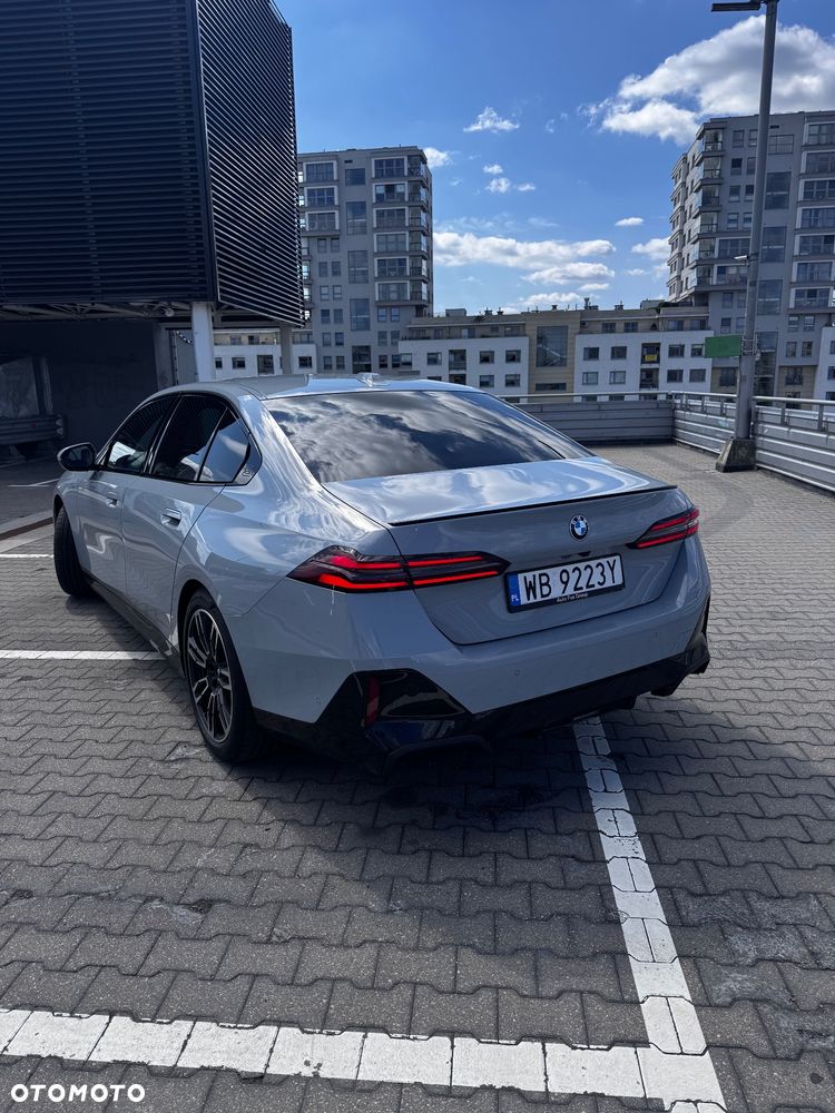 BMW Seria 5 520d xDrive mHEV - 2