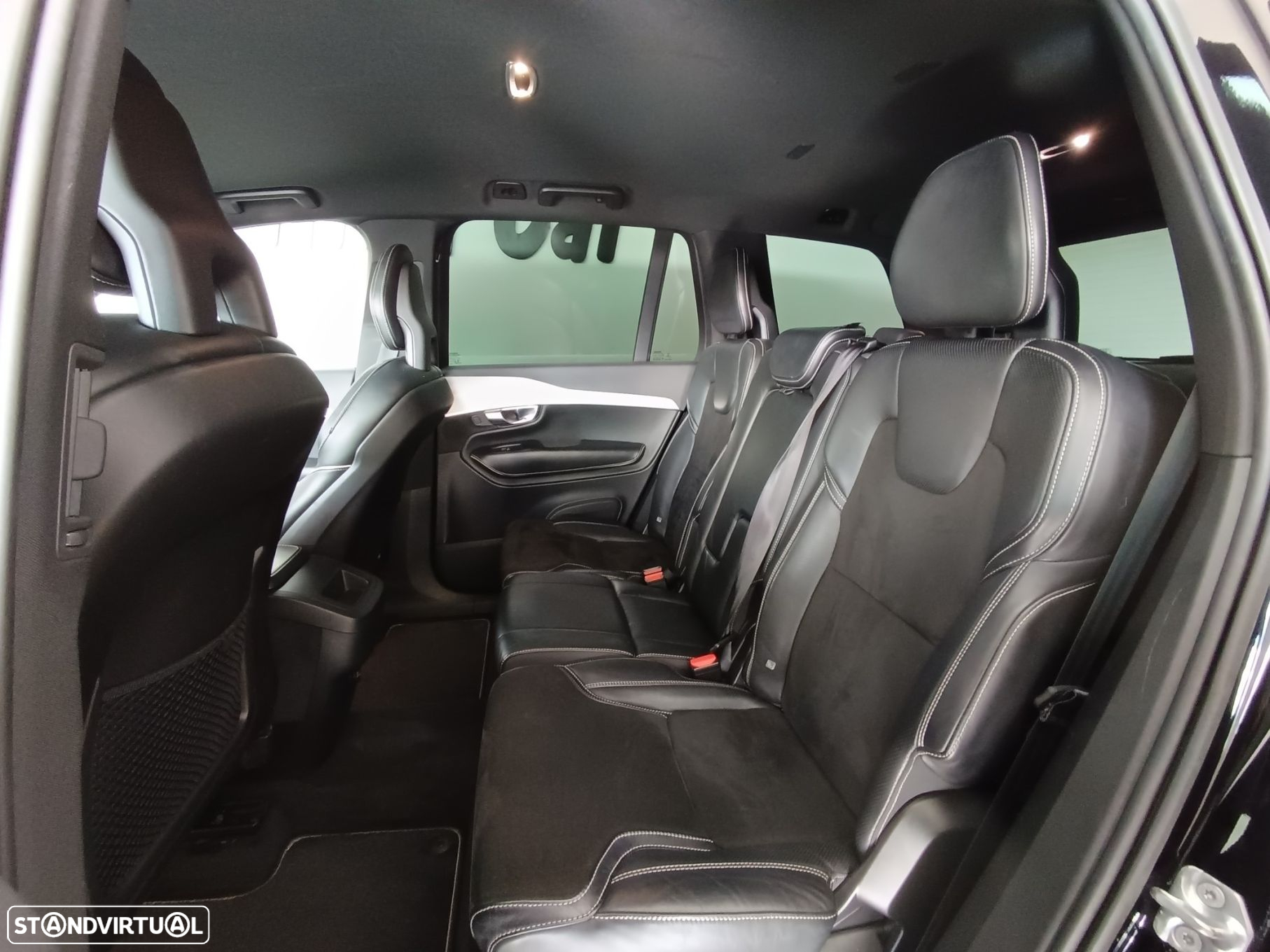 Volvo XC 90 2.0 D4 R-Design - 47