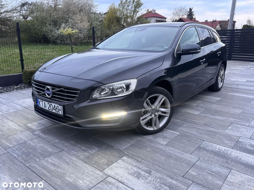 Volvo V60 D3 Summum - 4