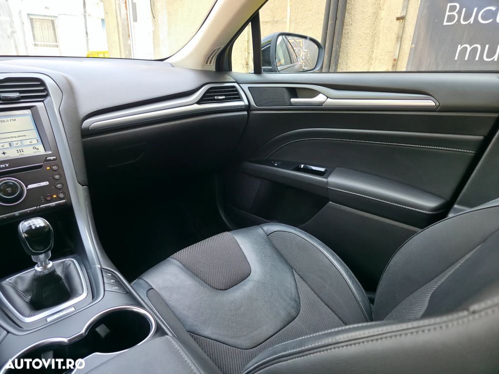 Ford Mondeo 2.0 TDCi AWD Titanium - 16