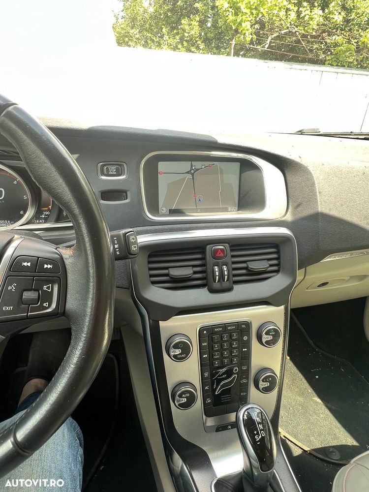 Volvo V40 D4 Geartronic Ocean Race - 2