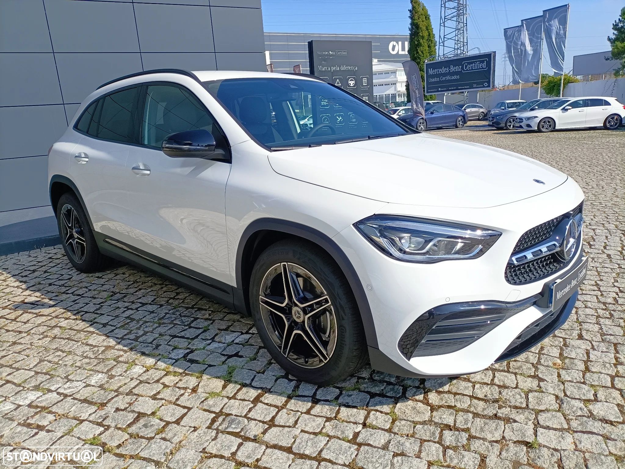 Mercedes-Benz GLA 180 d AMG Line - 1
