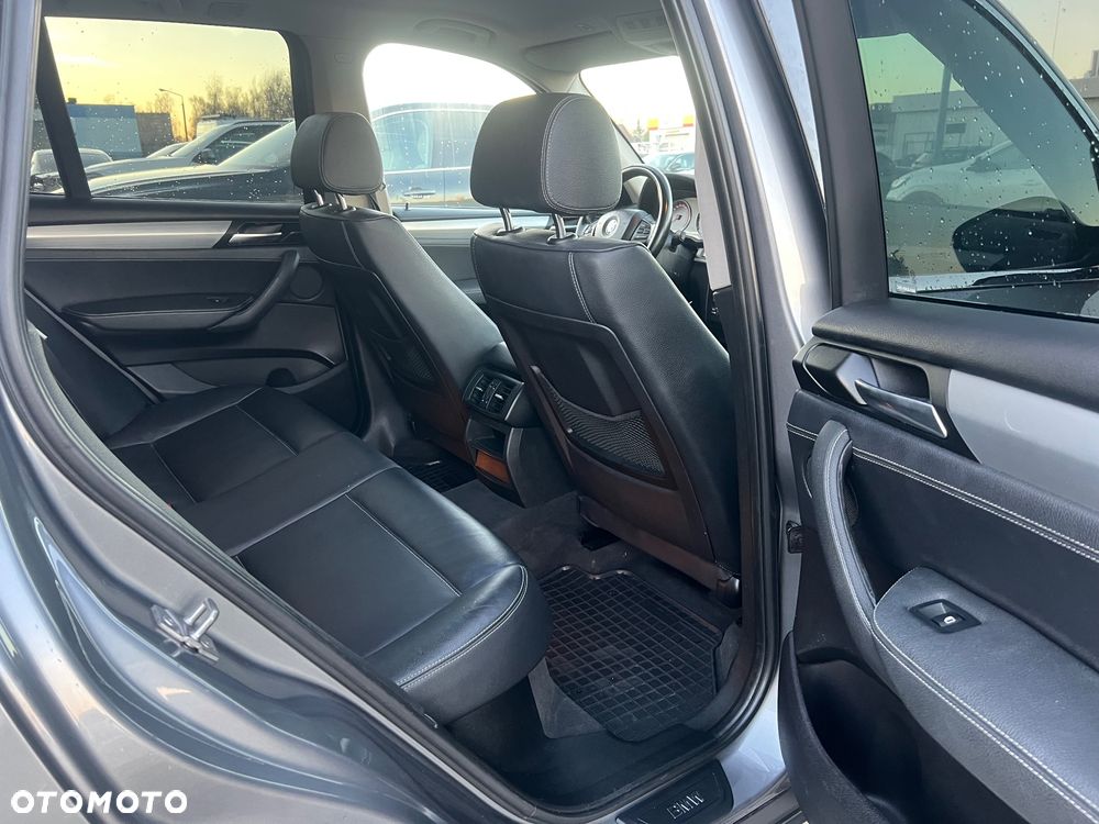 BMW X3 xDrive20d - 17