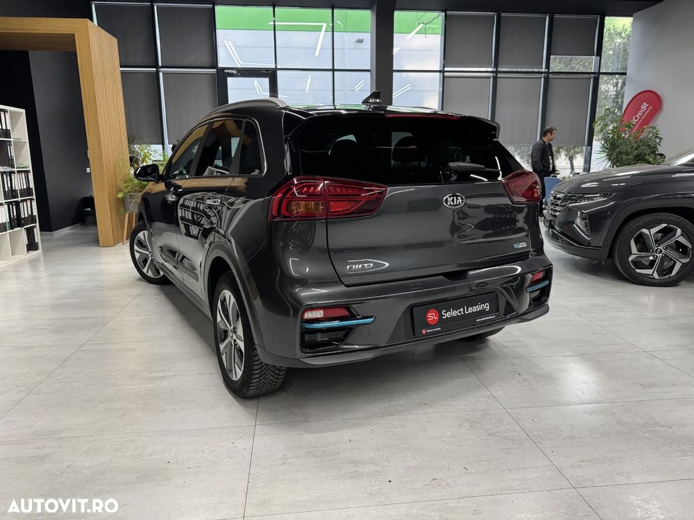 Kia Niro e-Niro 150 kW Vision - 4