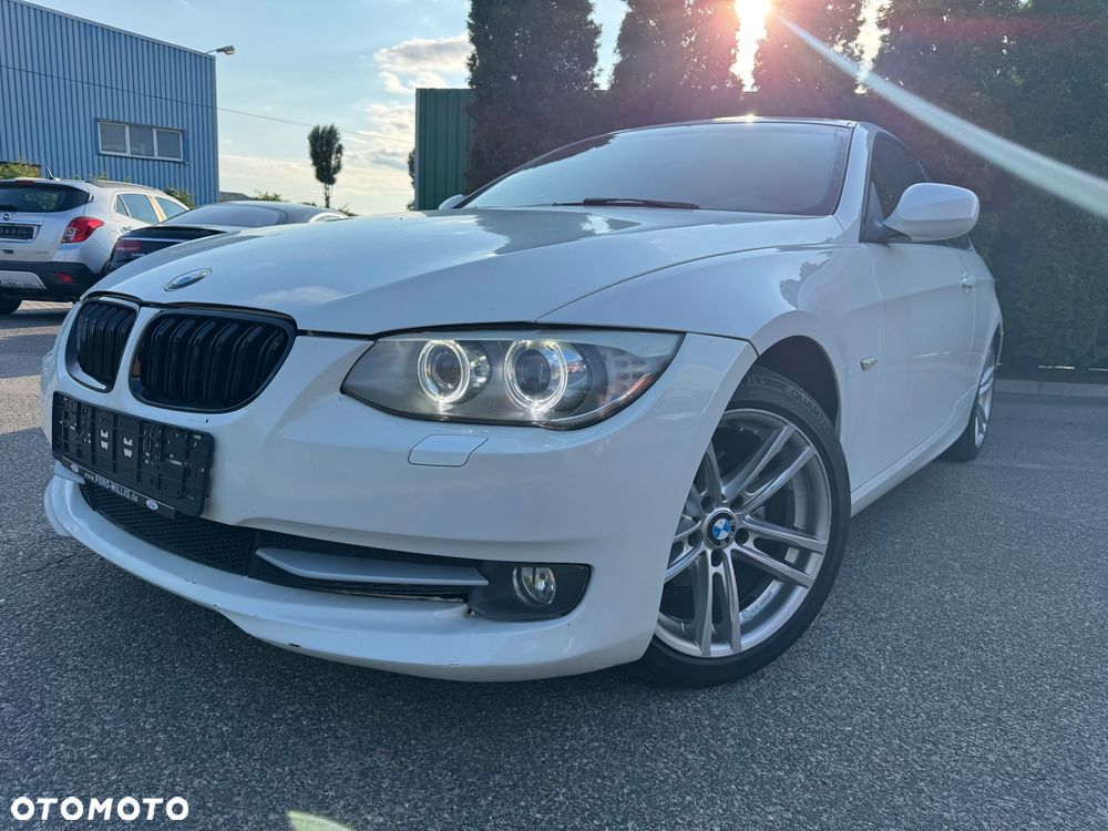 BMW Seria 3 320i M Sport Edition - 1