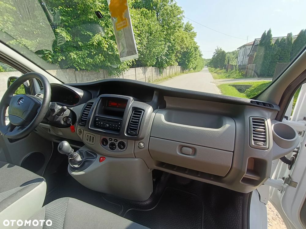 Opel Vivaro - 31