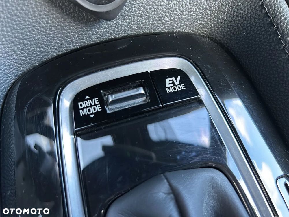 Toyota Corolla 2.0 Hybrid GR Sport - 29