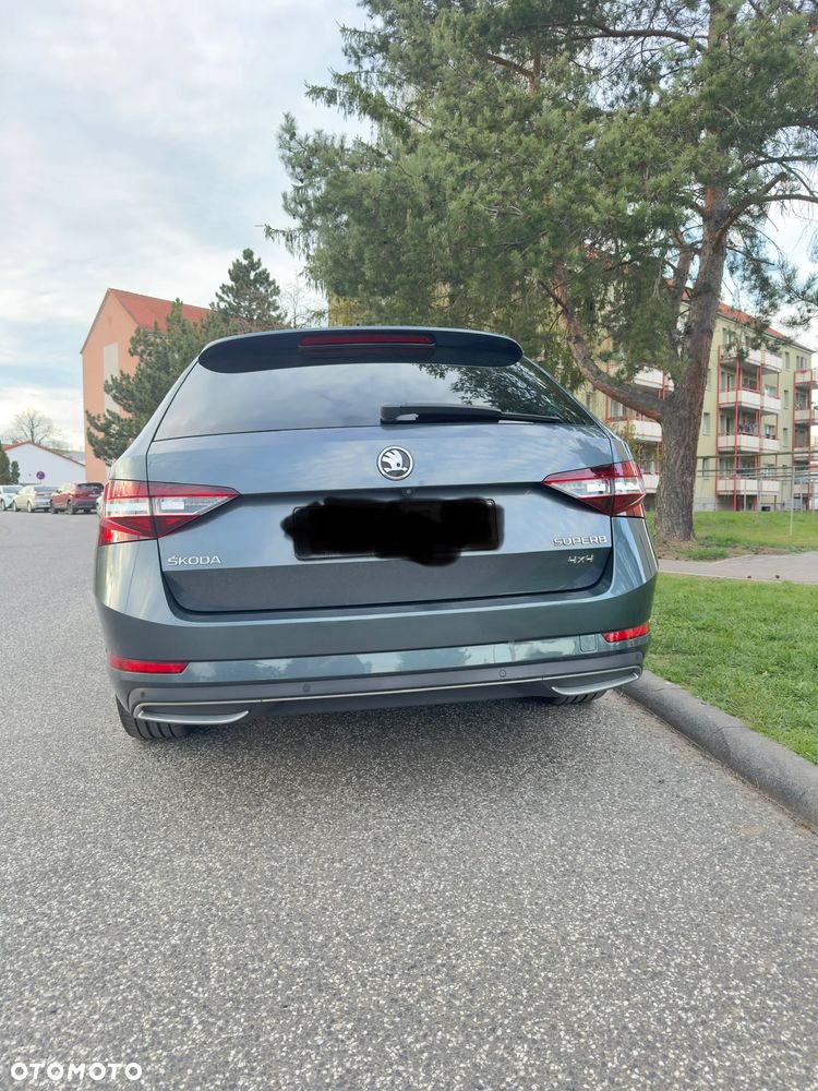 Skoda Superb 2.0 TDI 4x4 Sportline DSG - 5