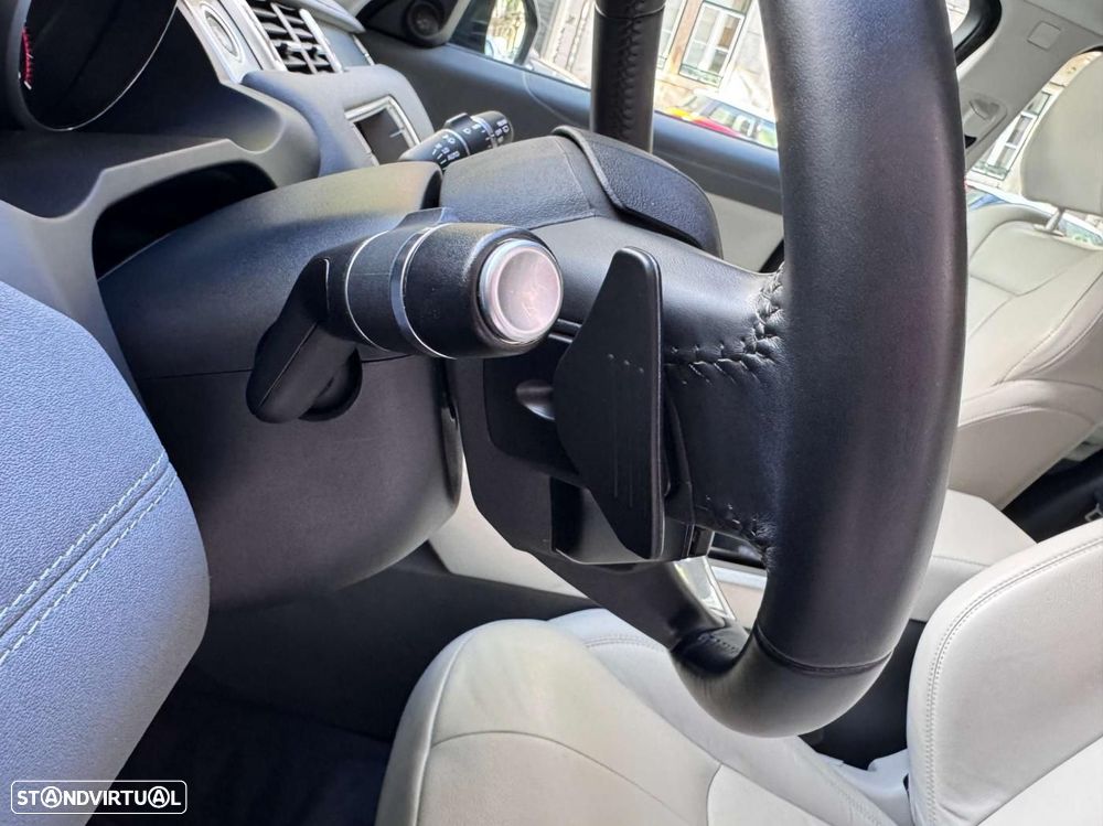 Land Rover Range Rover Evoque - 23