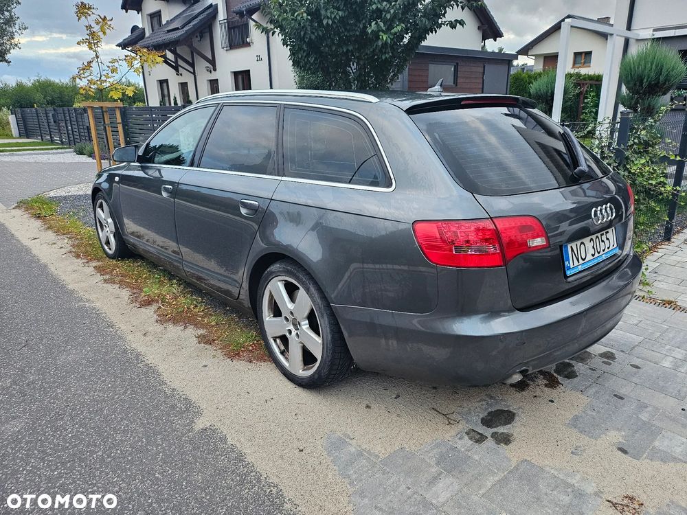 Audi A6 - 4