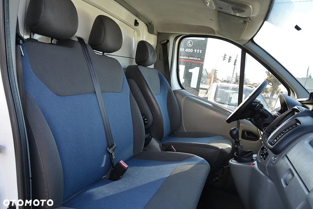 Renault Trafic - 17