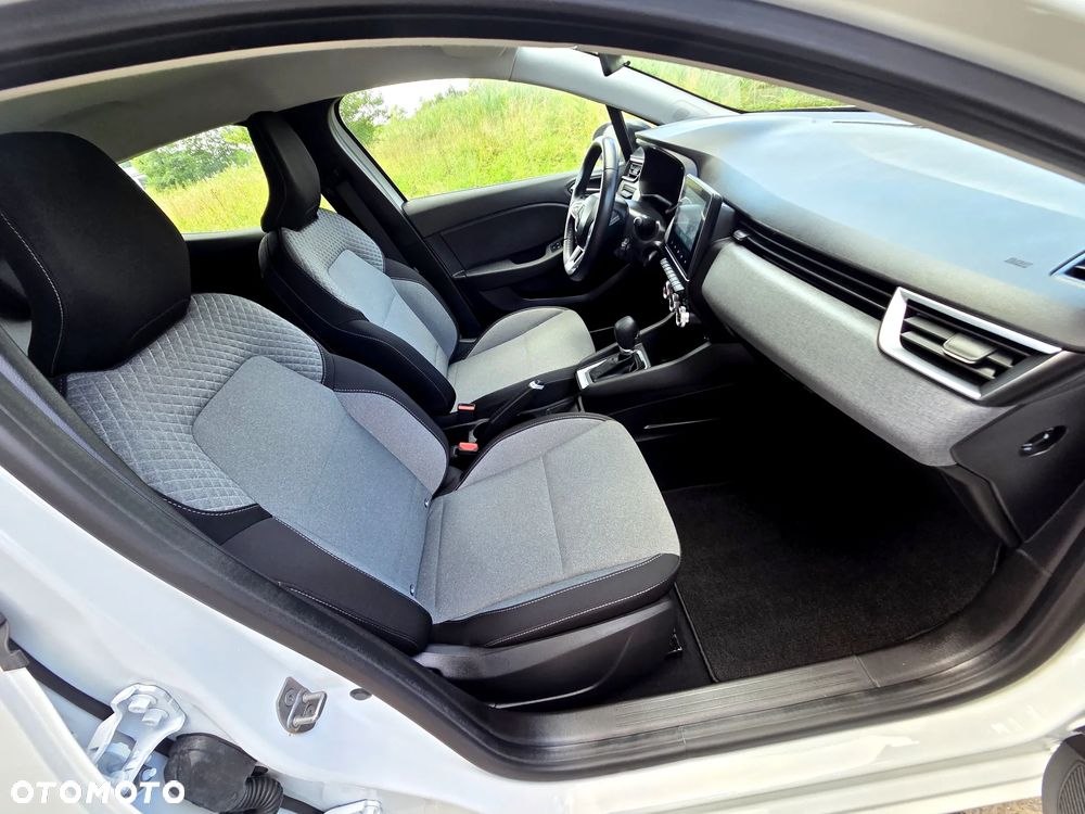 Renault Clio 1.6 E-TECH Full Hybrid 145 Techno - 25