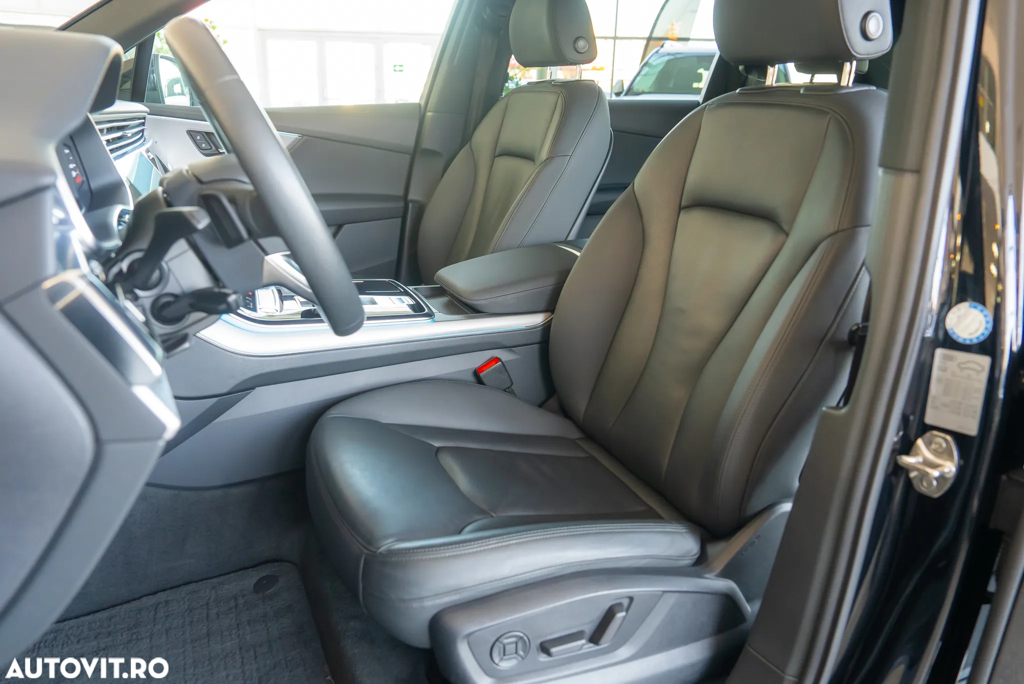 Audi Q7 55 TFSI e quattro Tiptronic PHEV S Line - 5