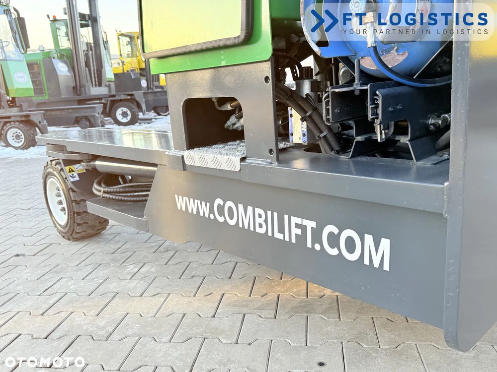 Combilift WÓZEK CZTEROKIERUNKOWY - WIELOKIERUNKOWY | COMBILIFT C4000 | GAS | TRIPLEX 5550MM | POZYCJONER WIDEŁ | PEŁNA KABINA | WOLNY SKOK | STAN IDEALNY | Szeroka oferta wózków czterokierunkowych i bocznych, dopasowanych do różnorodnych potrzeb i zastosowań - 11