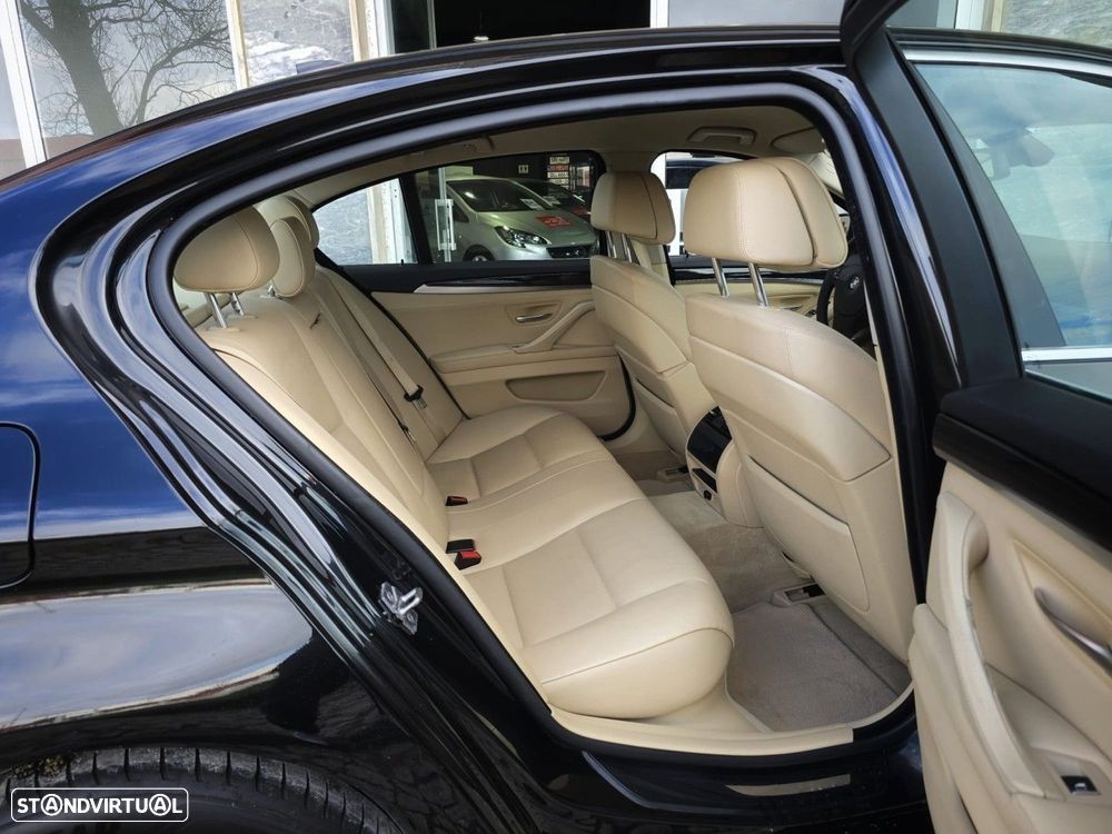 BMW 520 d Line Luxury Auto - 35