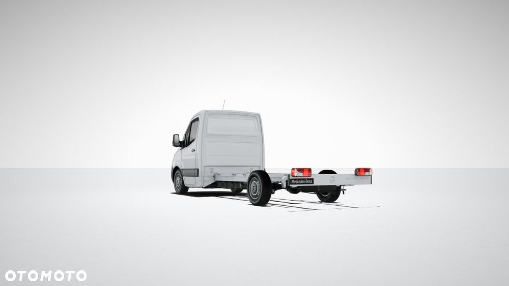 Mercedes-Benz Sprinter - 2