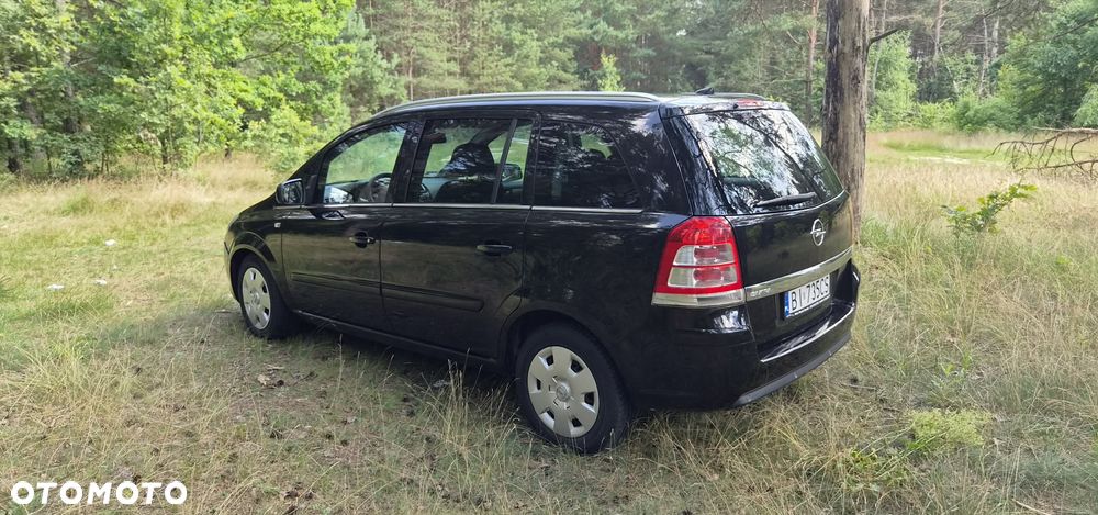 Opel Zafira - 4