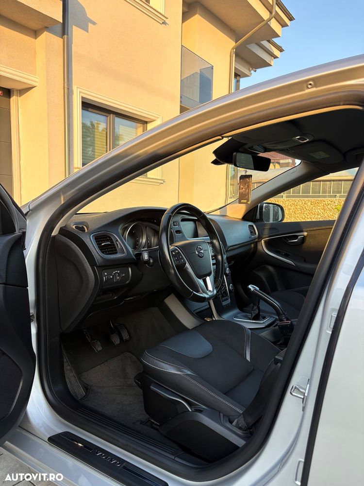 Volvo V40 D2 Basic - 11